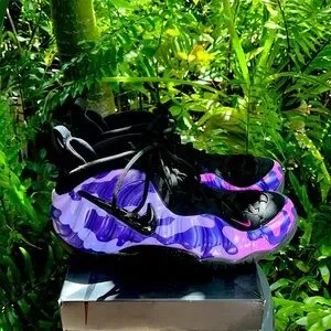 Nike | Shoes | Nike Air Foamposite Pro Purple Camo Mens Size  display picture 1